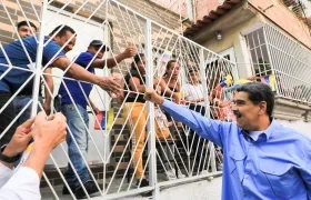 El Presidente Maduro en una visita a varias organizaciones comunales