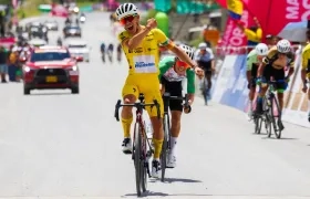 Miguel Ángel 'Superman' López se impuso este sábado en la etapa que culminó en Cañasgordas.
