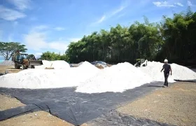 Construcción de canchas de voleibol en Pereira.