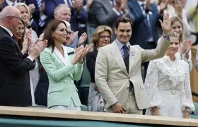 Roger Federer con la princesa de Gales y su esposa Mirka Vavrinek.