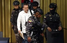 El exjefe paramilitar Carlos Mario Jiménez, alias 'Macaco', llegando al Encuentro por la verdad 
