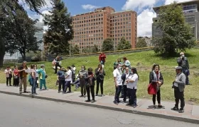 Escenas de pánico en Bogotá durante el reciente sismo.