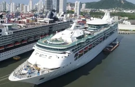Royal Caribbean Group embarcará en Cartagena con el crucero 'Rhapsody Of The Seas'