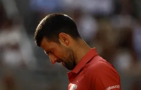 Novak Djokovic se retiró del Roland Garros tras vencer en octavos de final al argentino Francisco Cerúndolo.  