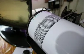 Un sismógrafo muestra actividad sísmica. 