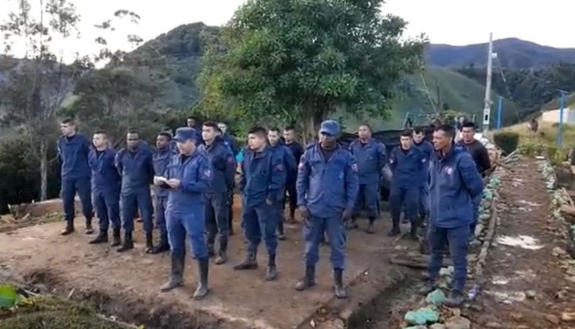 Los 18 militares que se encontraban en poder de las disidencias de las FARC.