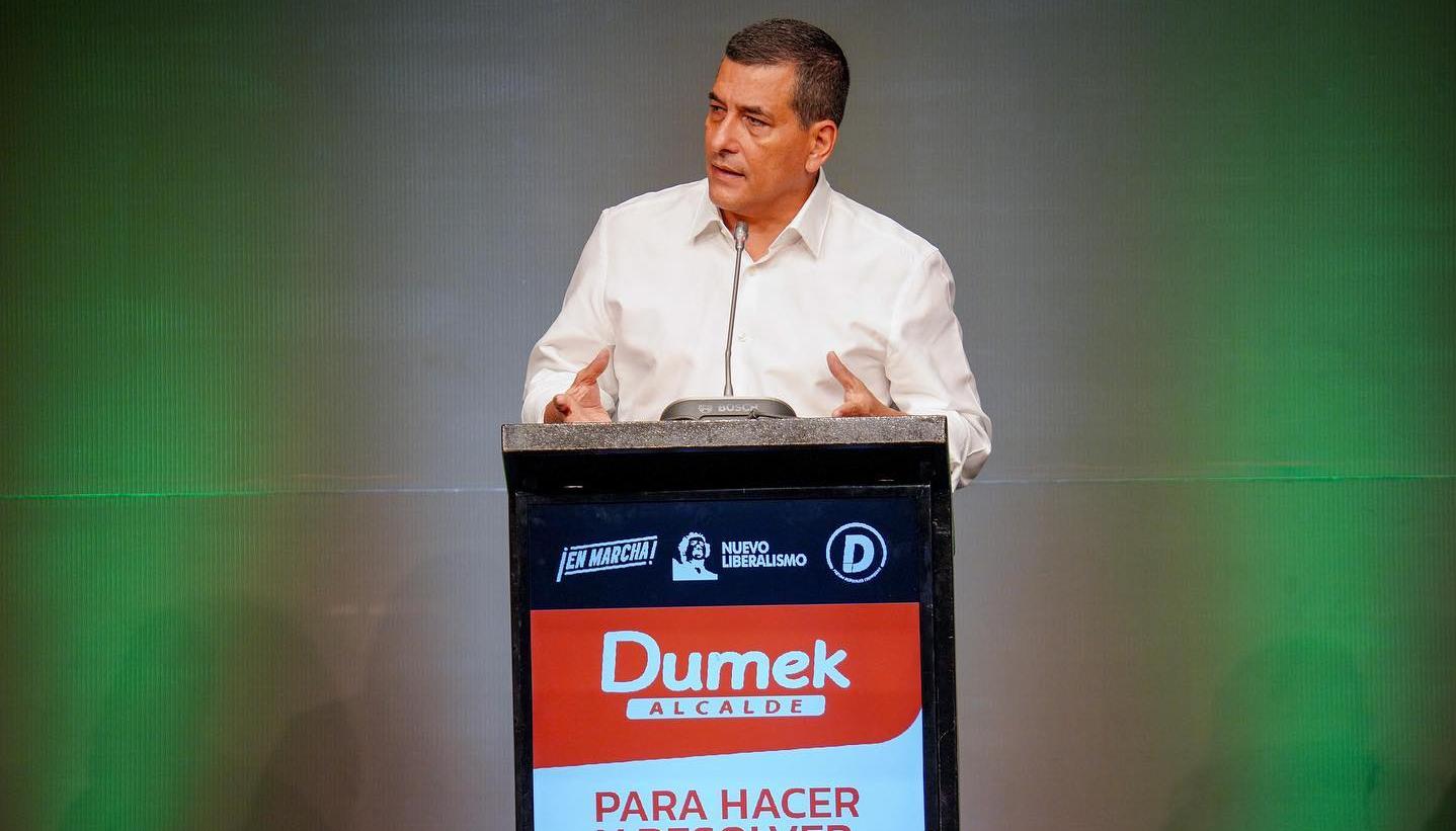 El candidato a la Alcaldía de Cartagena, Dumek Turbay.