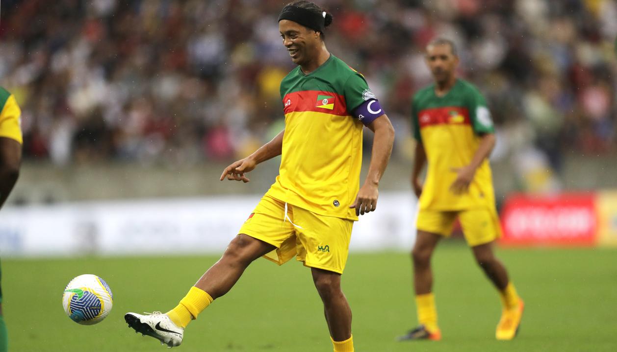 Ronaldinho, una de las estrellas que participó del partido.