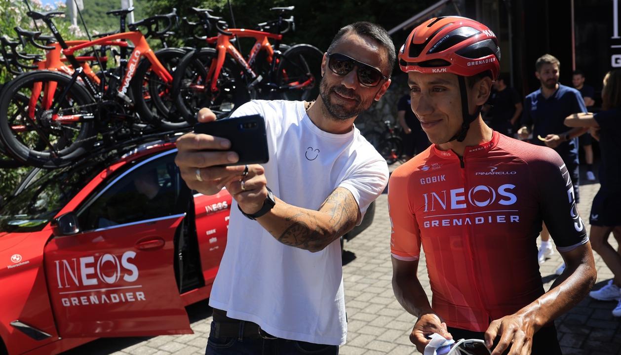 Egan Bernal encabezará el Ineos en el Tour de Francia.