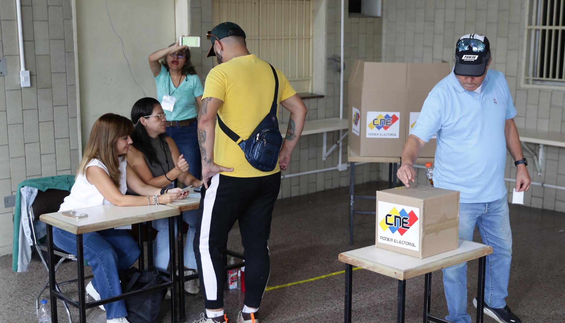 Puesto de votación en Venezuela. 