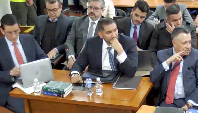 Olmedo López y Sneyder Pinilla durante la audiencia.