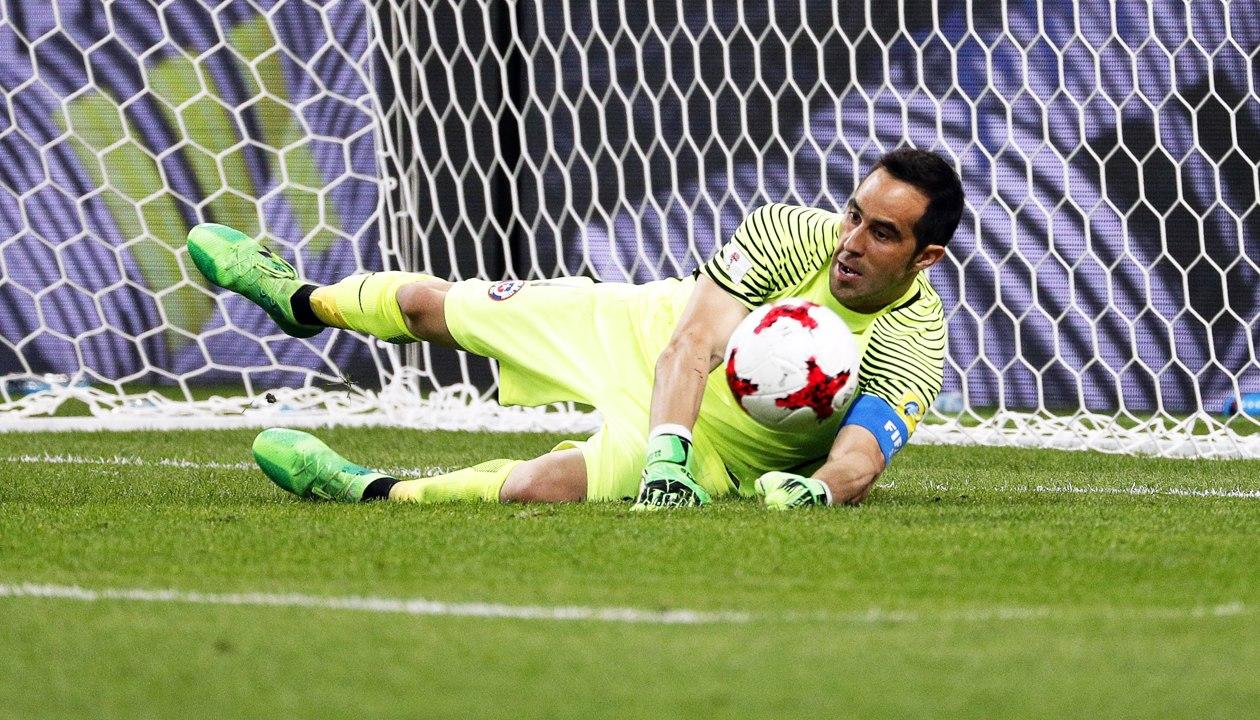 El chileno Claudio Bravo.