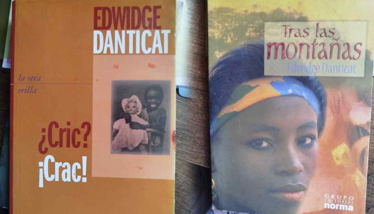 “¿Cric? ¡Crac!” y "Tras las montañas", libro de Edwidge Danticat.