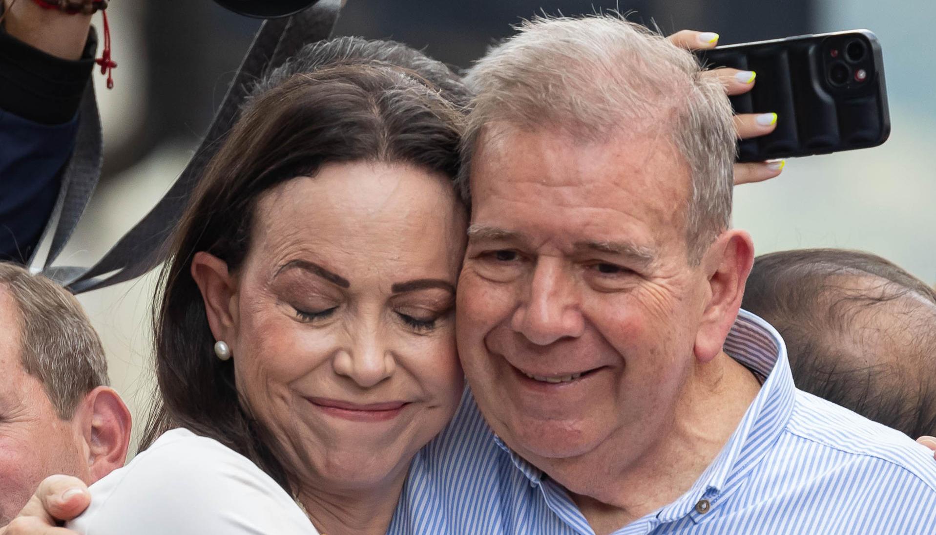 María Corina Machado junto a Edmundo González.