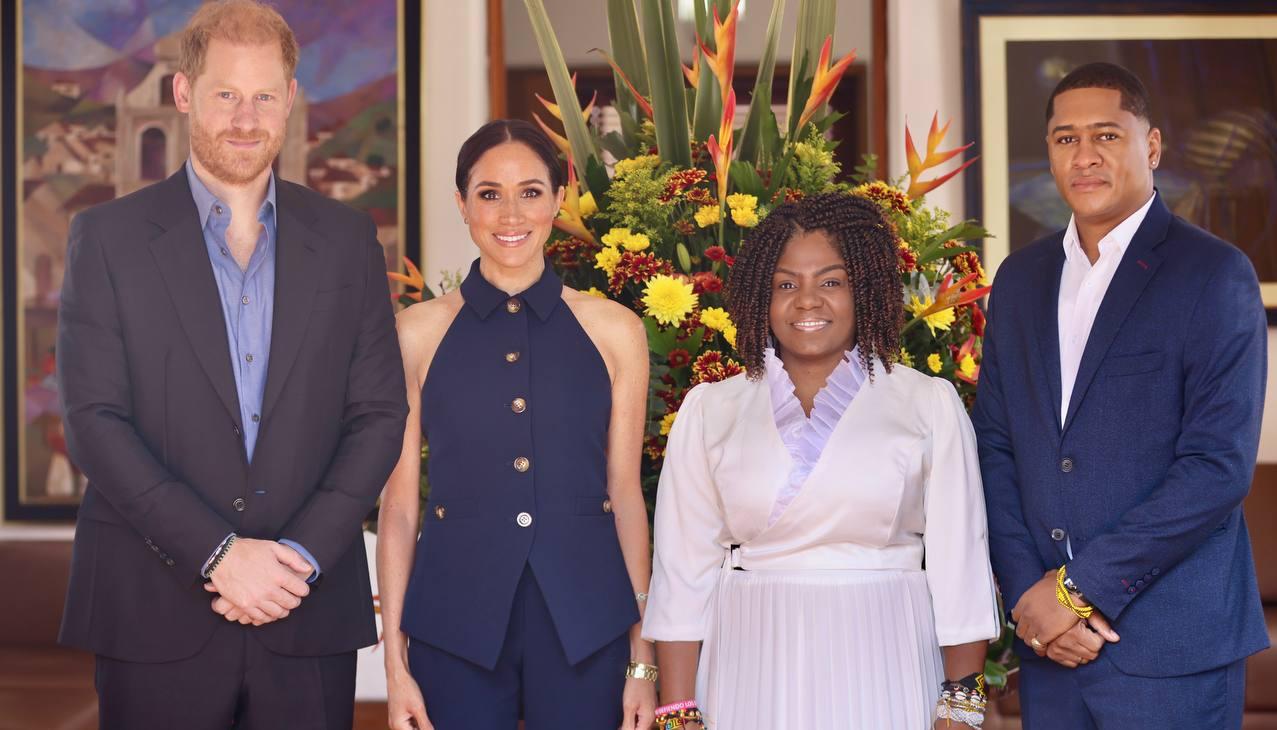 Príncipe Harry, su esposa Meghan, la vicepresidenta Francia Márquez.