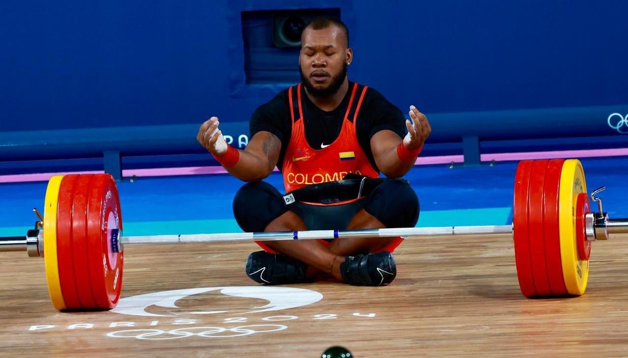 El pesista colombiano Yeison López, medalla de plata en la categoría 89 kilogramos.