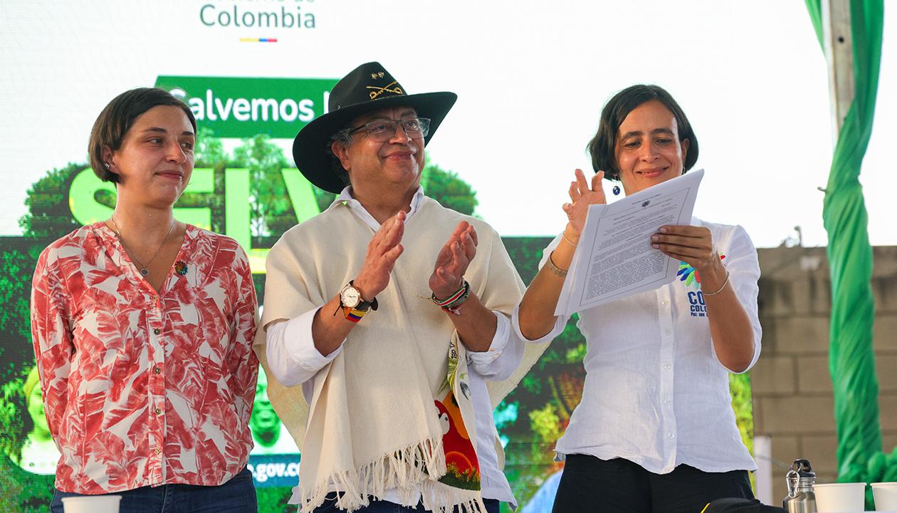 Gustavo Petro defendió la labor de las comunidades campesinas.