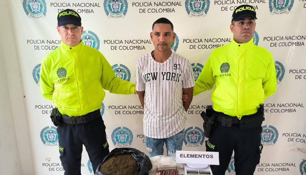 Alias 'Maikol' fue capturado en un allanamiento en Malambo. 