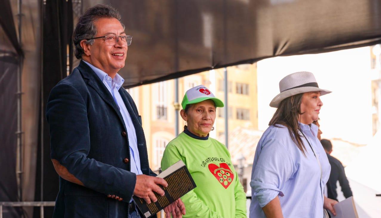 El Presidente Gustavo Petro este jueves en la plaza de Bolívar, en Bogotá. 