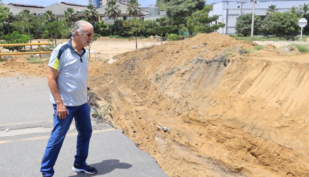 Verano en las obras del puente de la calle 30.