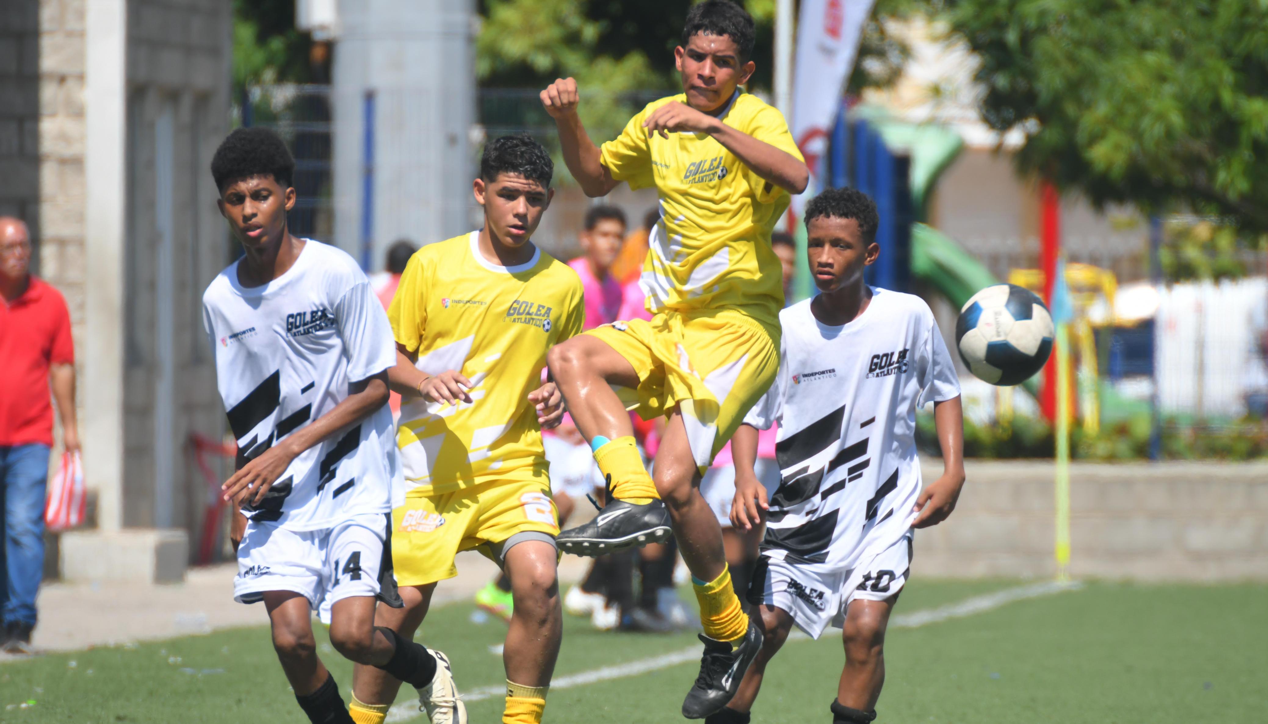 El torneo de fútbol 'Golea Atlántico' se disputa en la categoría sub-15.