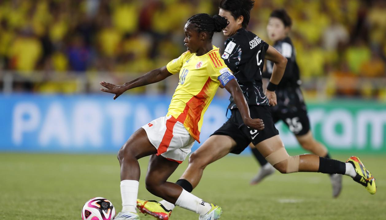 Acción en la que Linda Caicedo marcó el gol de la victoria colombiana. 