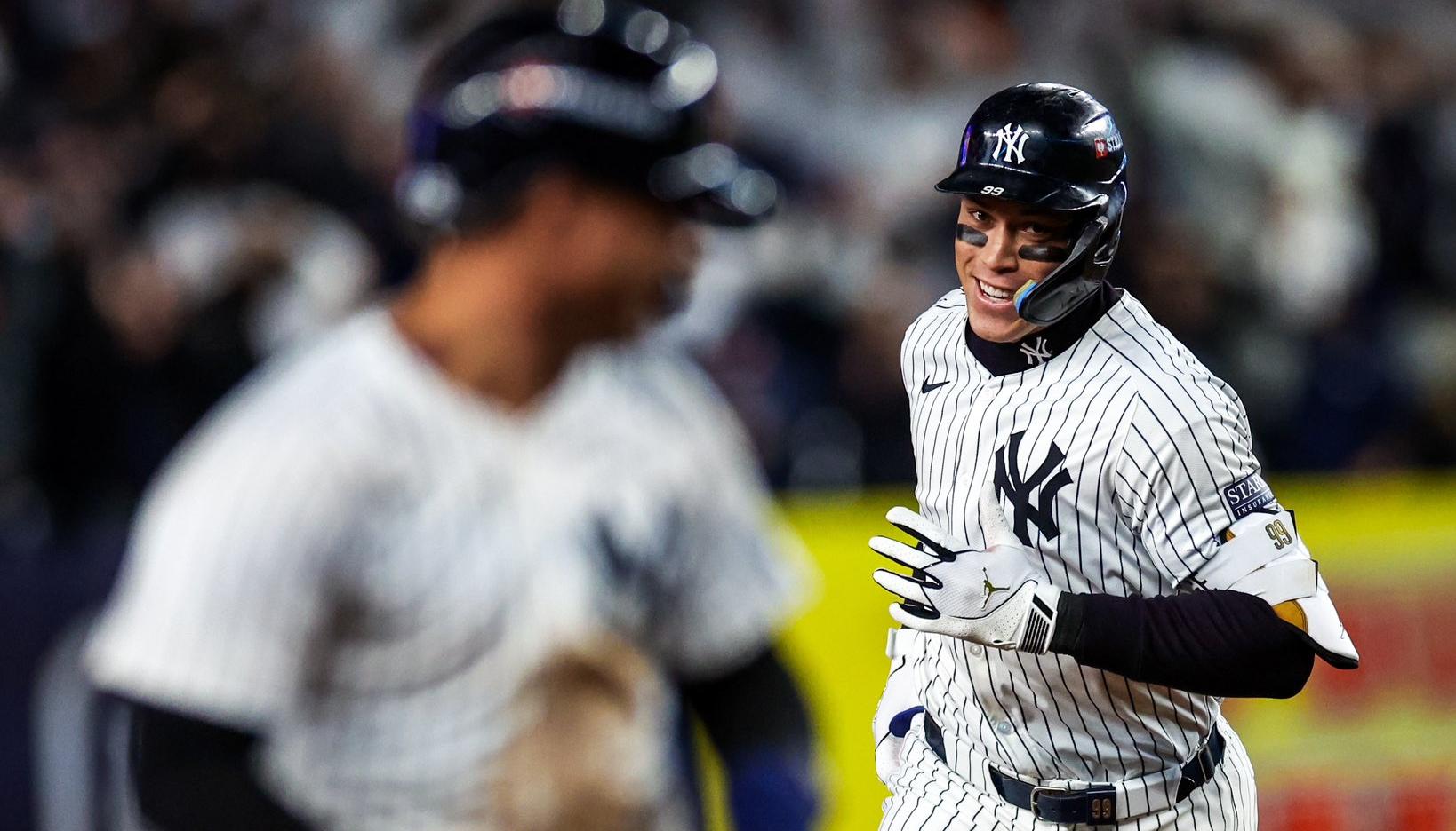 Aaron Judge bateó un jonrón y remolcó tres carreras para los Yanquis.