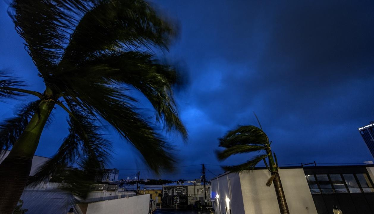 Imagen de los fuertes vientos en Florida.