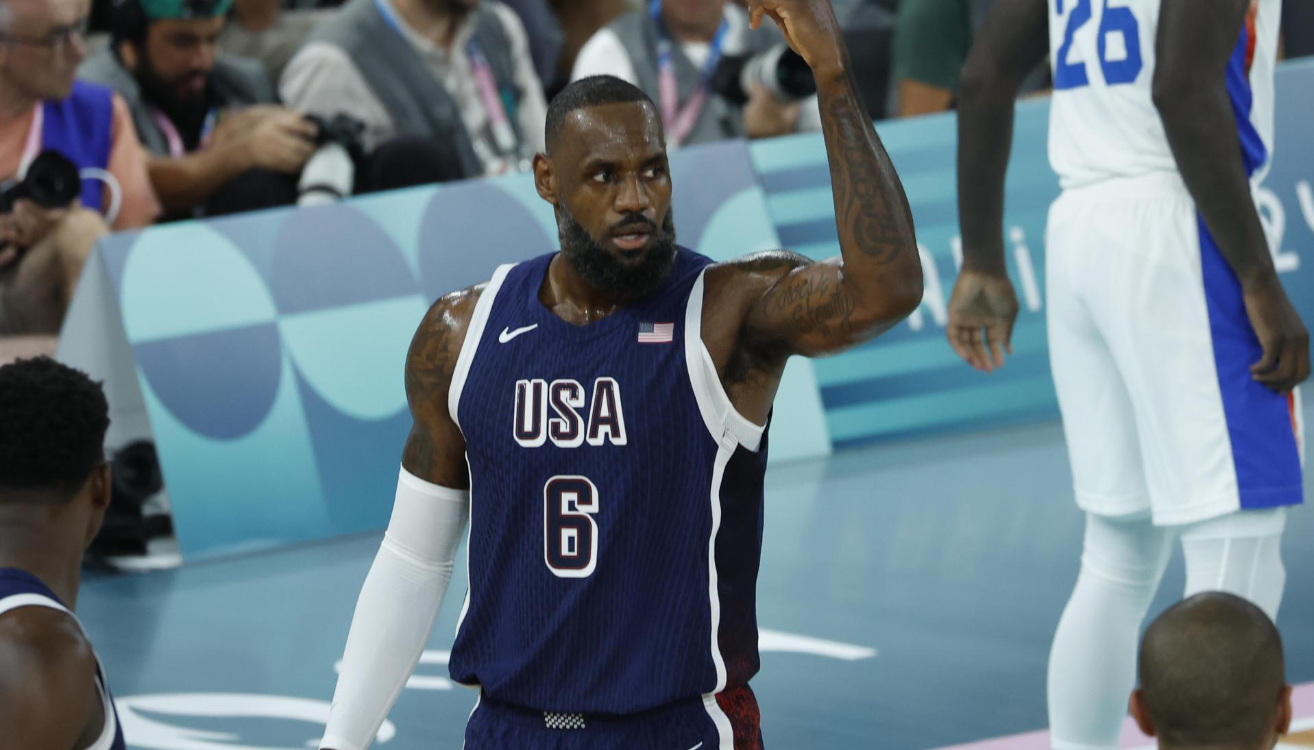 LeBron James, estrella del baloncesto.