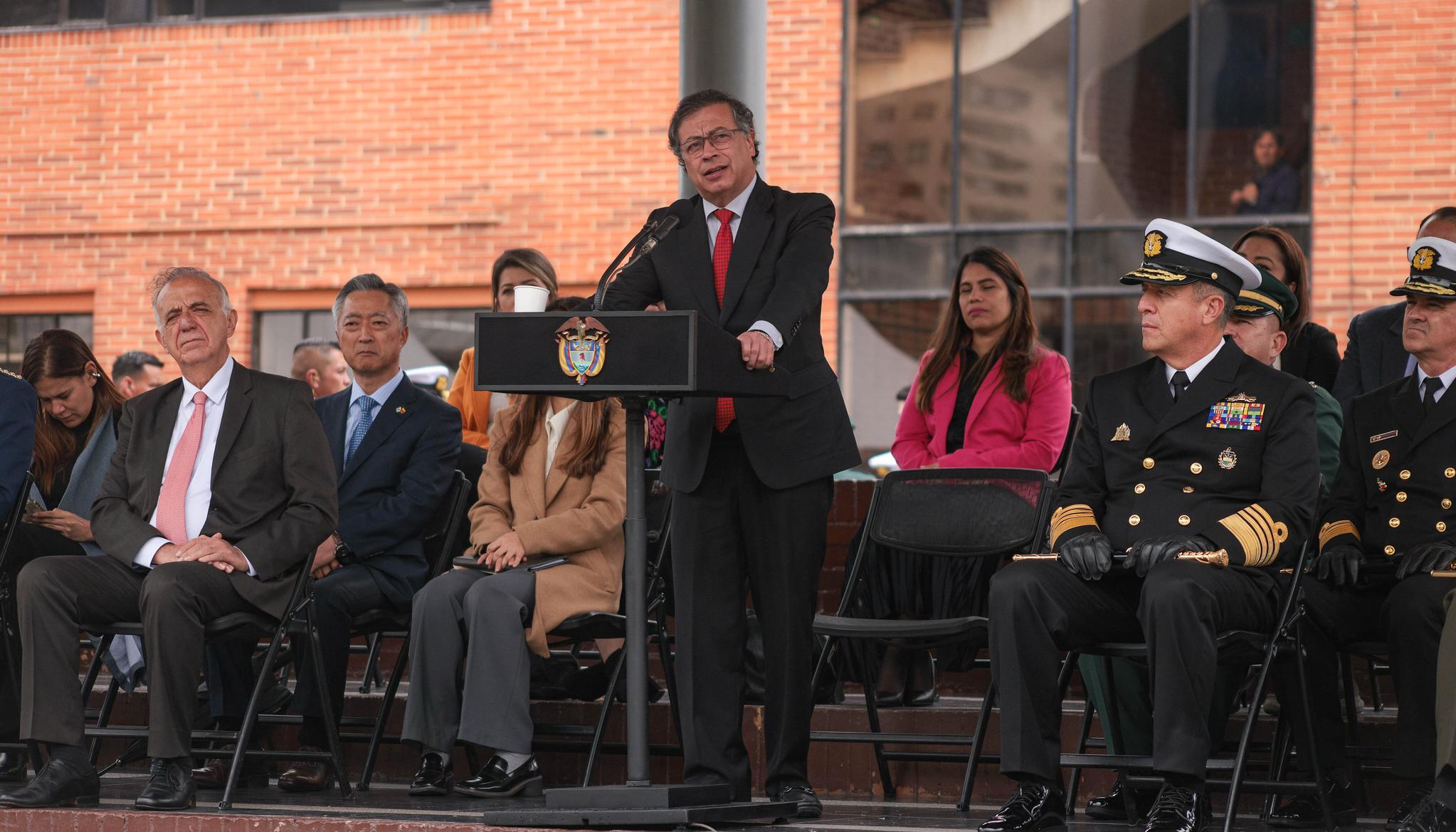 El Presidente Gustavo Petro en el Día de los Veteranos.