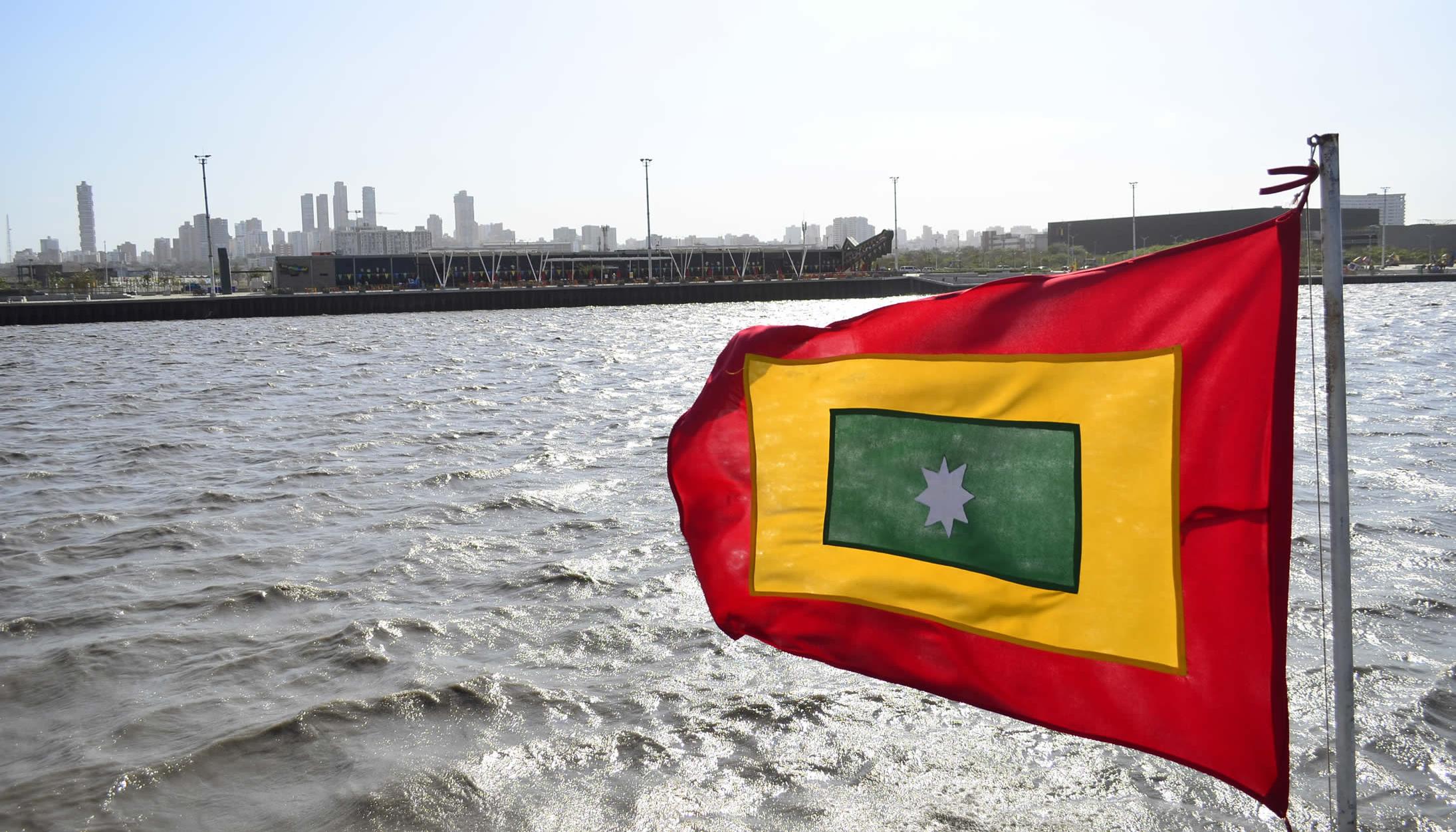 Panorámica de Barranquilla desde el río.