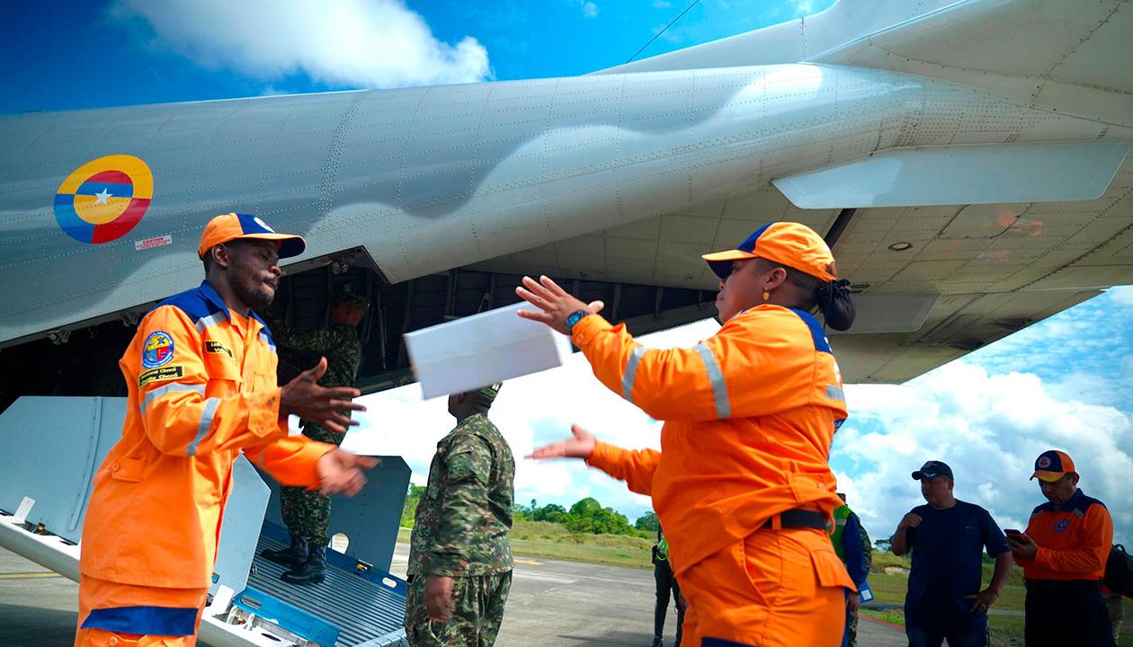 Llegada de primeras ayudas del Gobierno al Chocó.