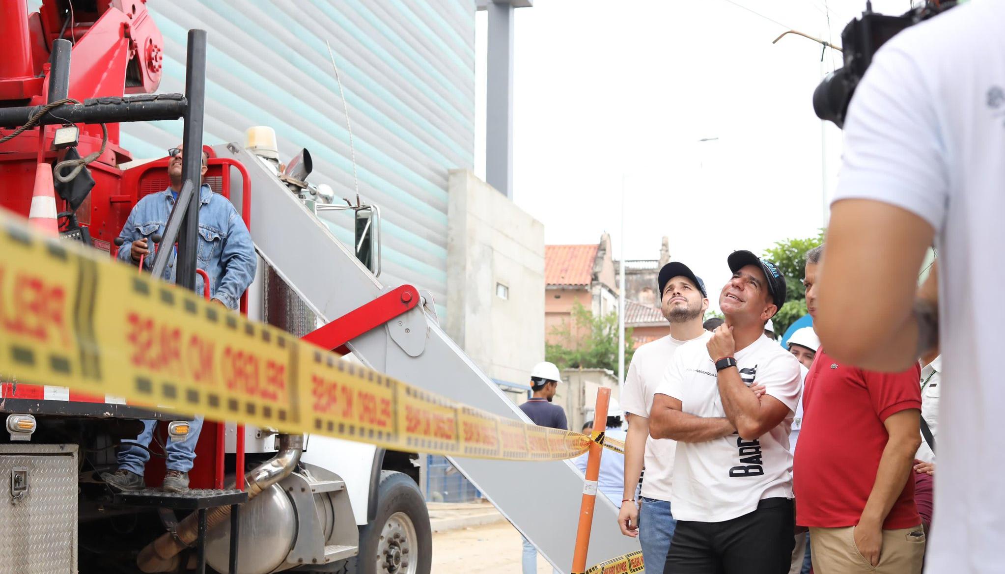 Alejandro Char en el Hospital de Barranquilla.