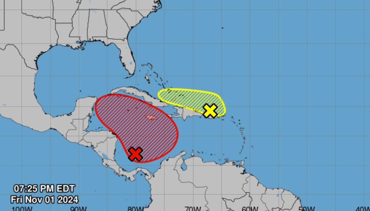 La franja roja es donde se está desarrollando el posible ciclón tropical en el Mar Caribe y su posible trayectoria. 