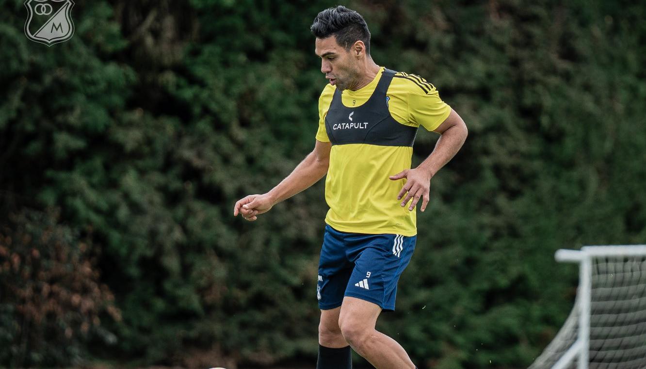 Radamel Falcao en entrenamiento con Millonarios.