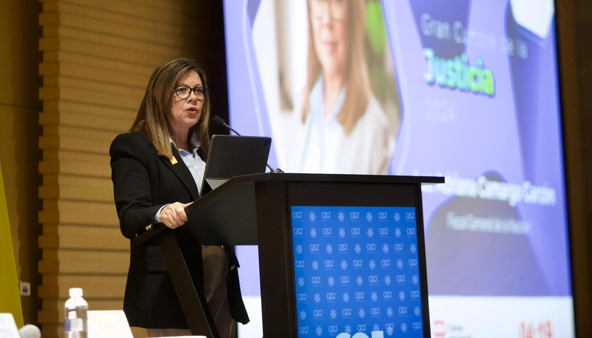 Luz Adriana Camargo, fiscal General de la Nación.