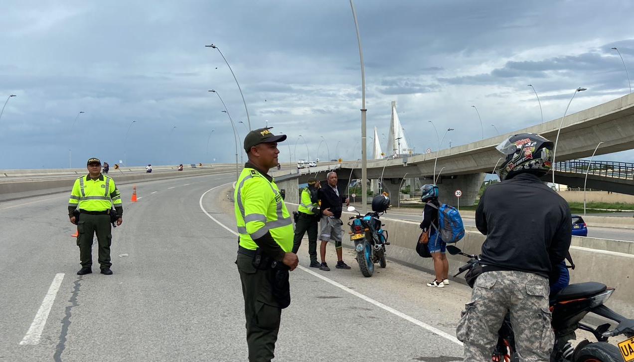 La Policía realizó operativos en diferentes vías de entrada a la ciudad. 