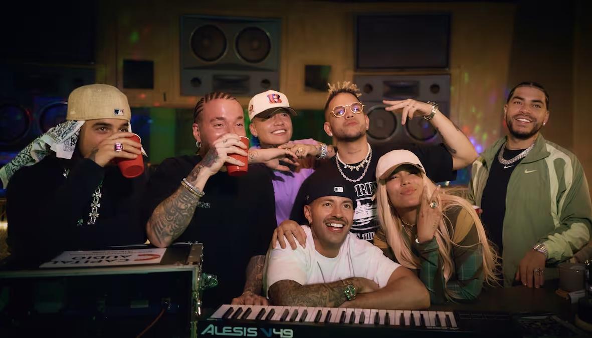 Maluma, J Balvin, Blessd, Ovy on the drums, Feid, Karol G y Ryan Castro. 