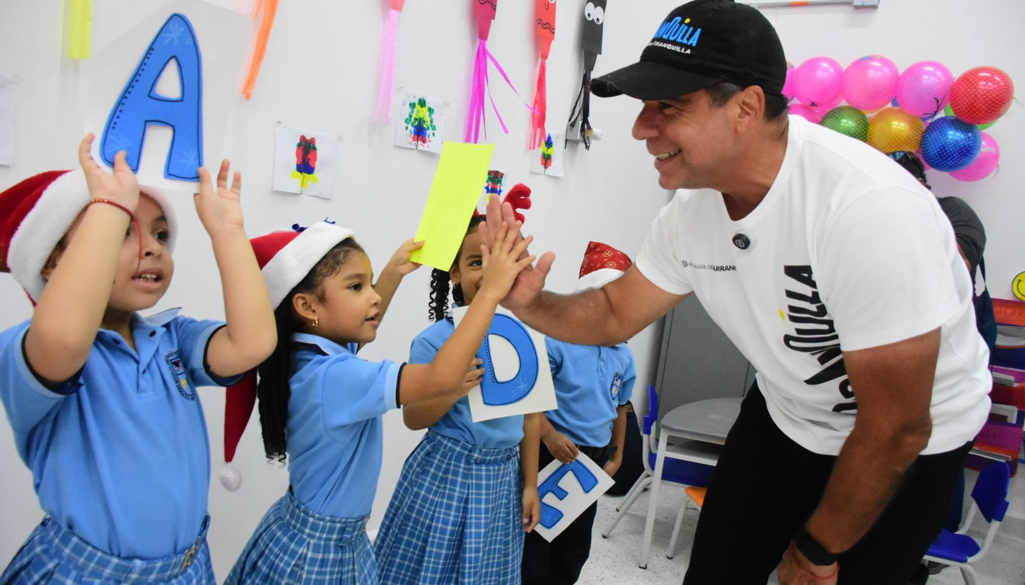 Alcalde Alejandro Char durante la entrega de las obras. 