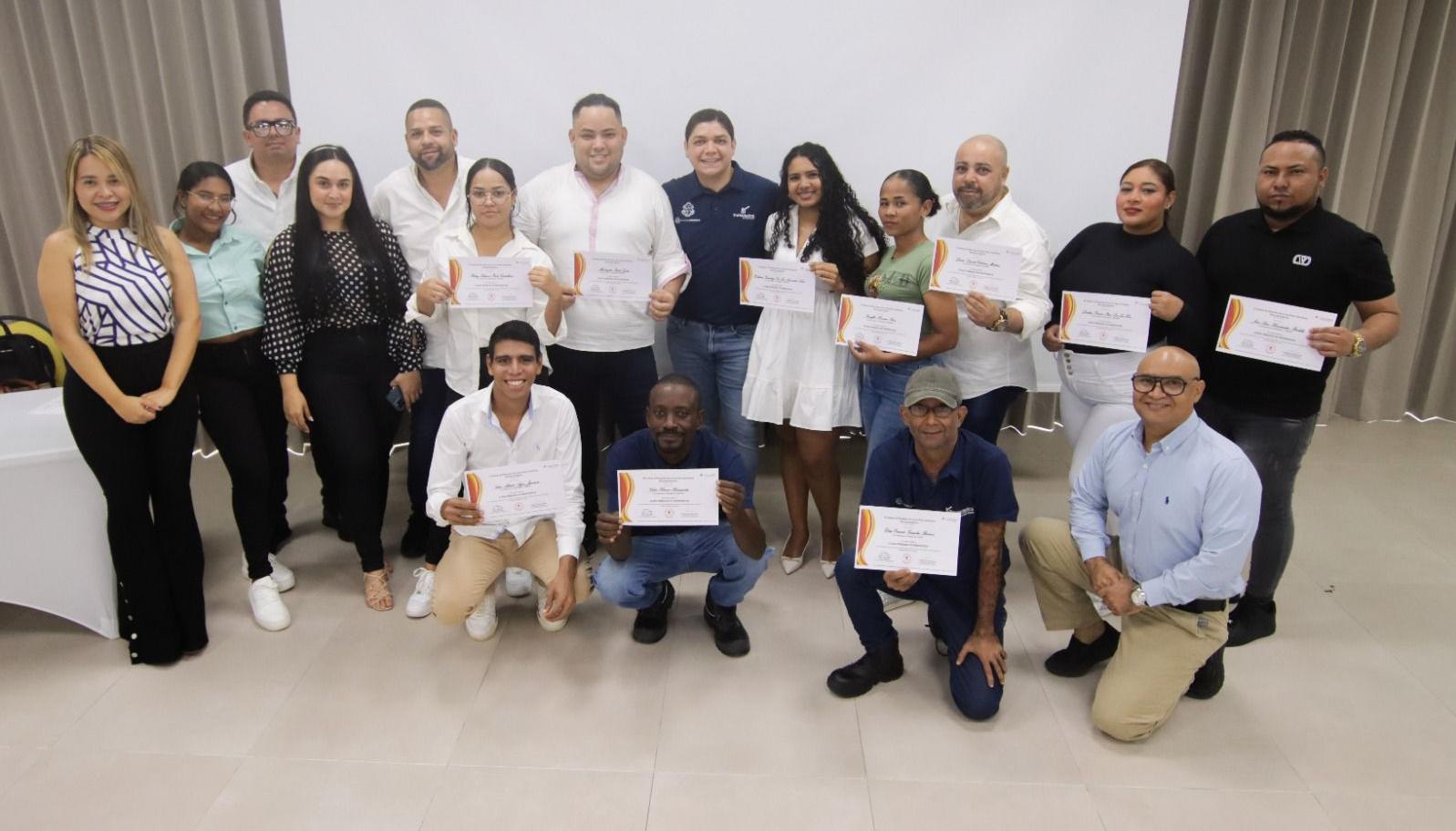 Brigadistas de Transmetro capacitados en primeros auxilios. 