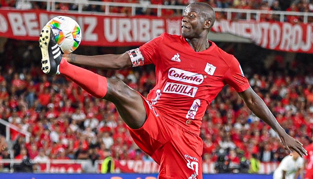 Adrián Ramos ganó dos títulos de Liga con el América de Cali.