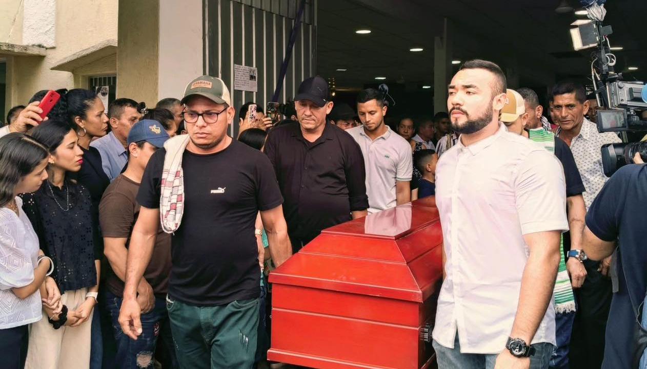 Caravana que llevó a Santiago Lora Rincón al Cementerio Central.