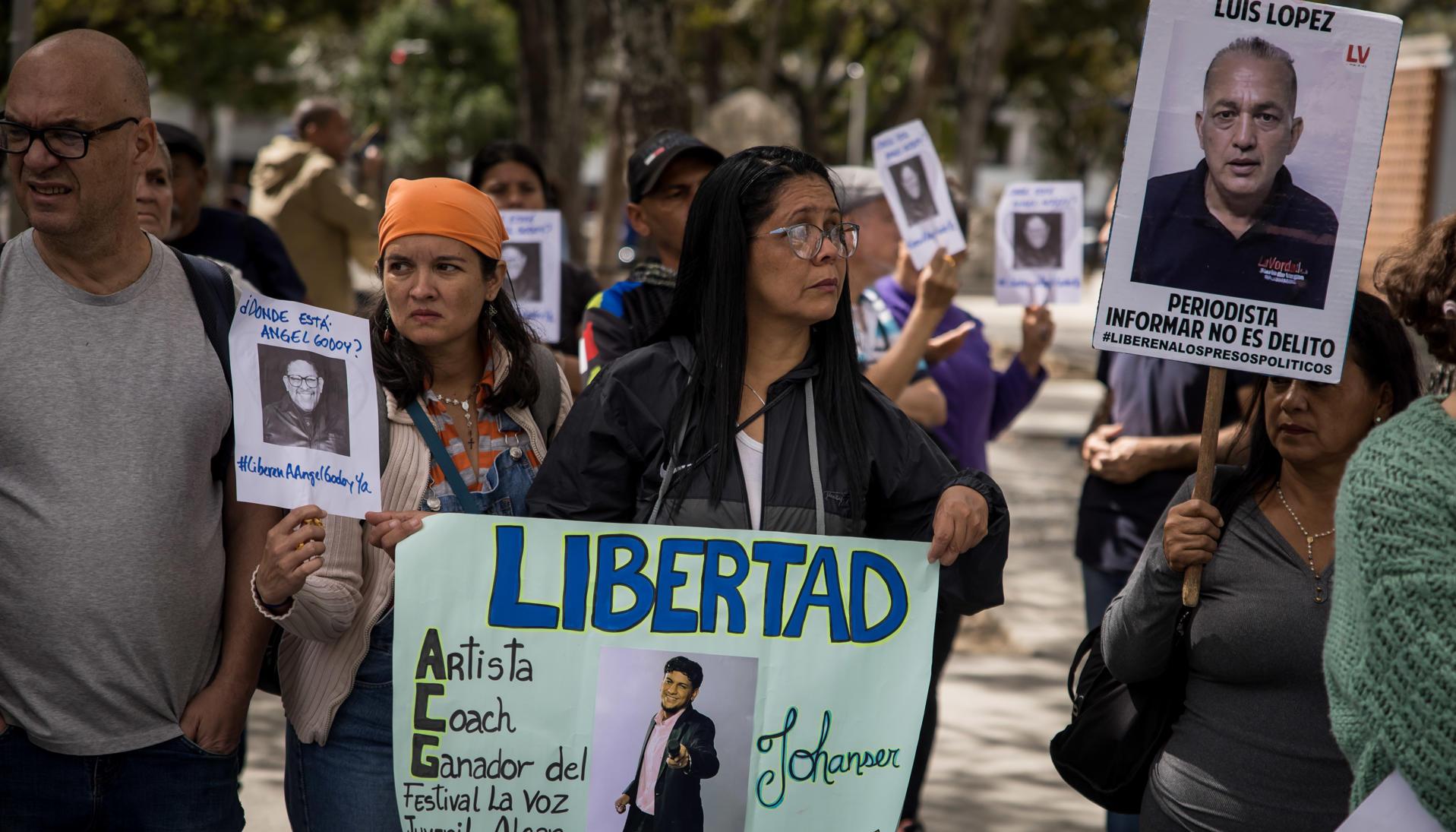 Familias de presos políticos piden su libertad.