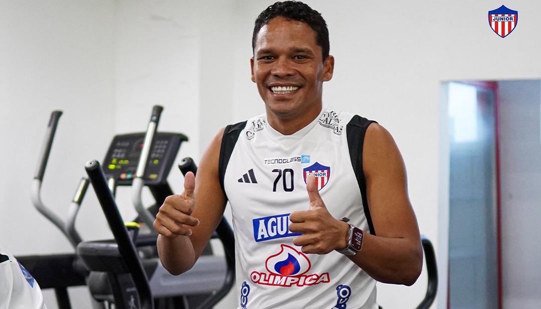 Carlos Bacca en entrenamiento esta semana.