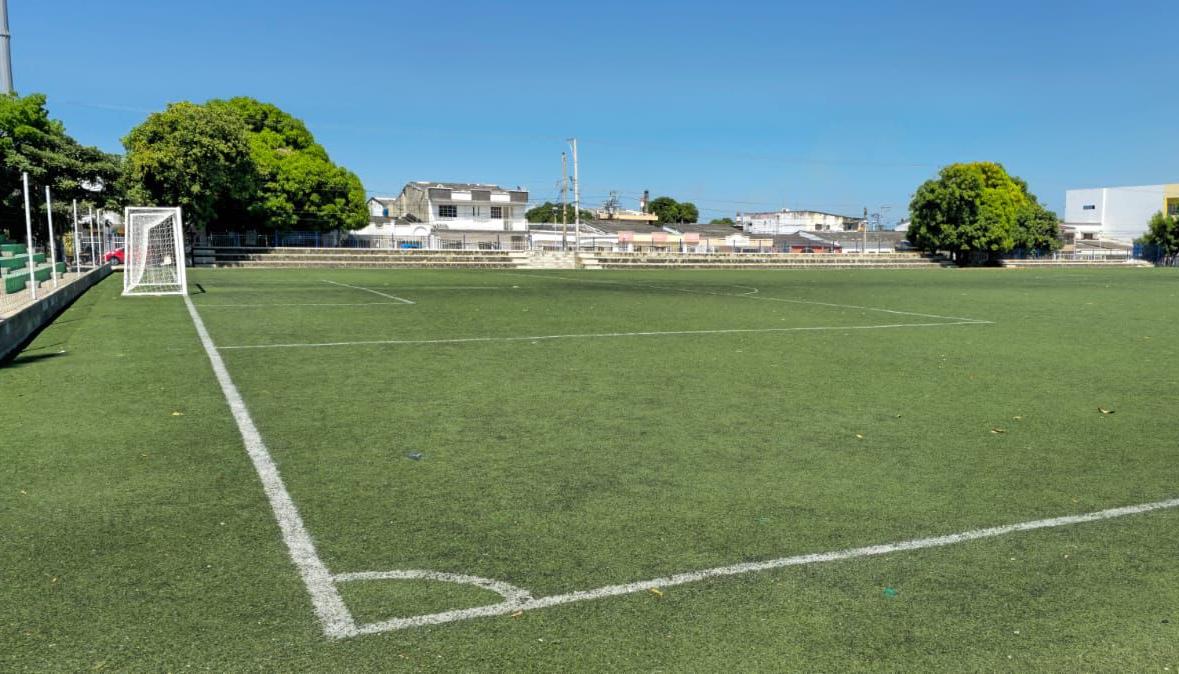 Cancha del polideportivo de Hipódromo. 