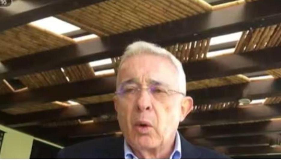 Álvaro Uribe durante una de las audiencias. 