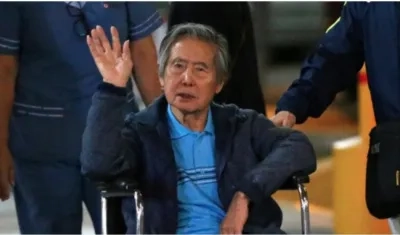 Expresidente peruano Alberto Fujimori fue trasladado a una clínica.