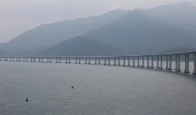 Vista del puente Zhuhai Macau, en Hong Kong (China).