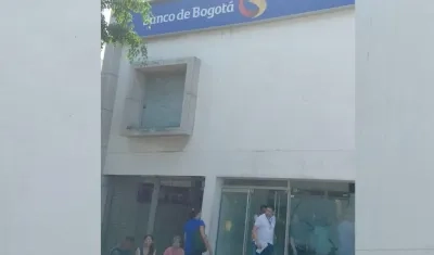 Banco de Bogotá fue objeto este jueves de un atraco.