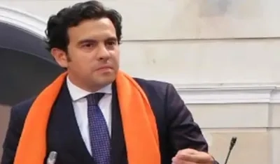 El senador Rodrigo Lara.